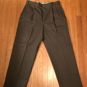 EUC - Men's Grey Lord & Taylor Chinos size 38/32